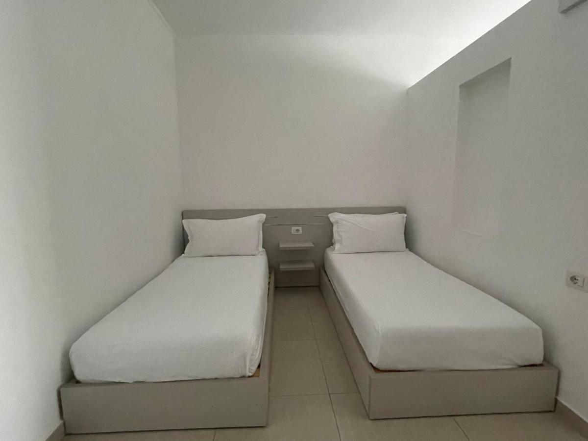 Kraal Apartments Vlore Luaran gambar