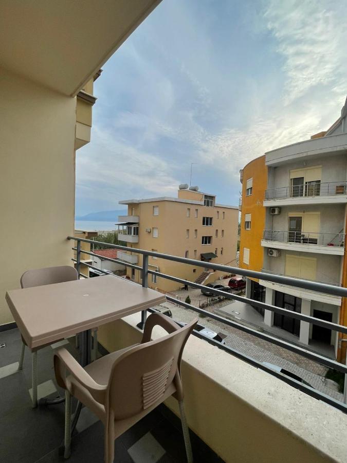 Kraal Apartments Vlore Luaran gambar