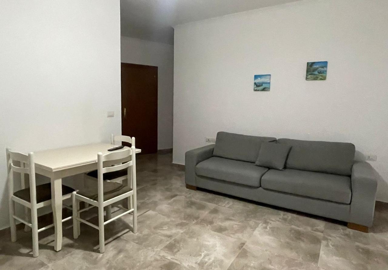 Kraal Apartments Vlore Luaran gambar