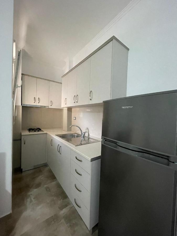 Kraal Apartments Vlore Luaran gambar