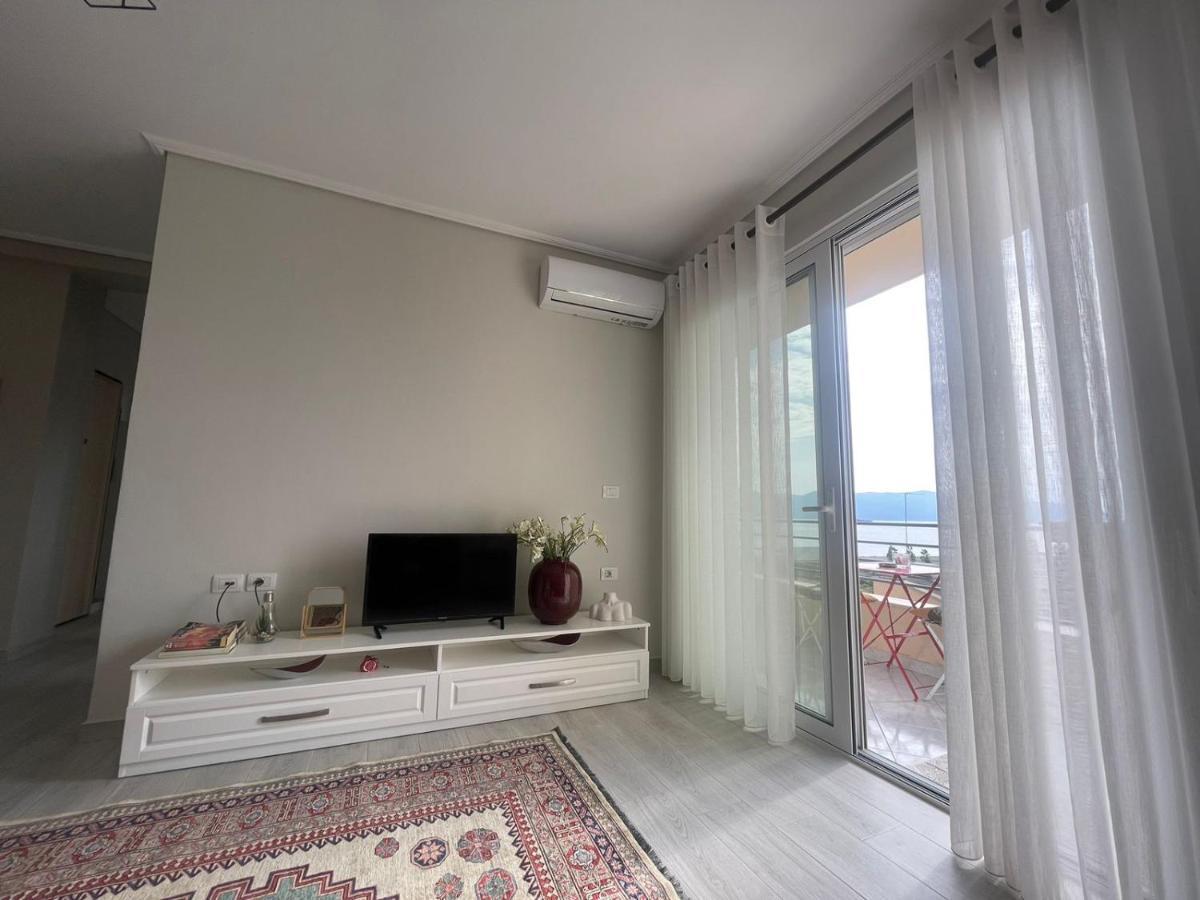 Kraal Apartments Vlore Luaran gambar