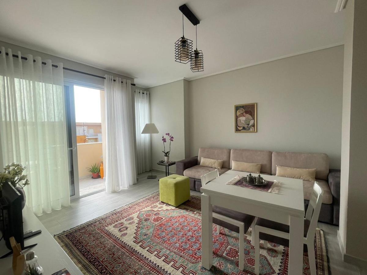 Kraal Apartments Vlore Luaran gambar