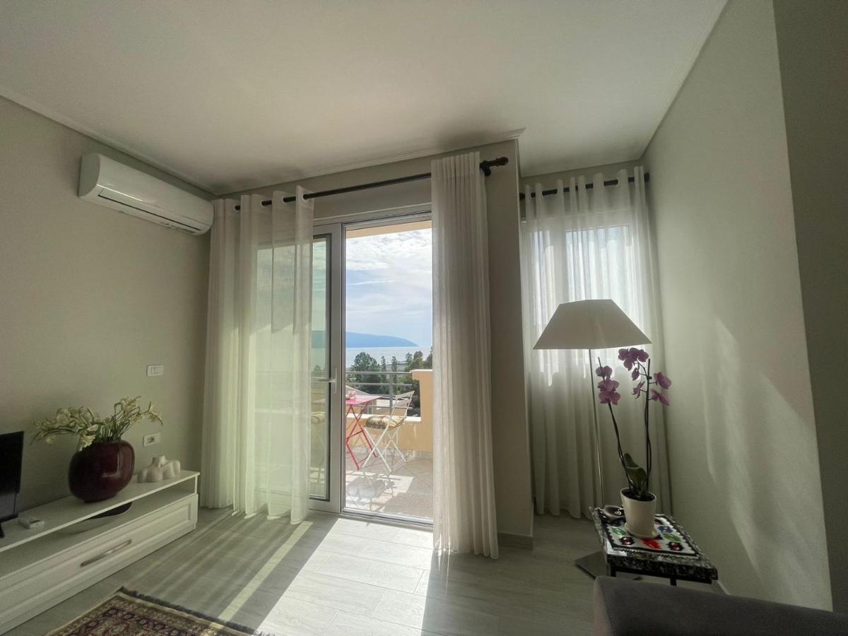 Kraal Apartments Vlore Luaran gambar